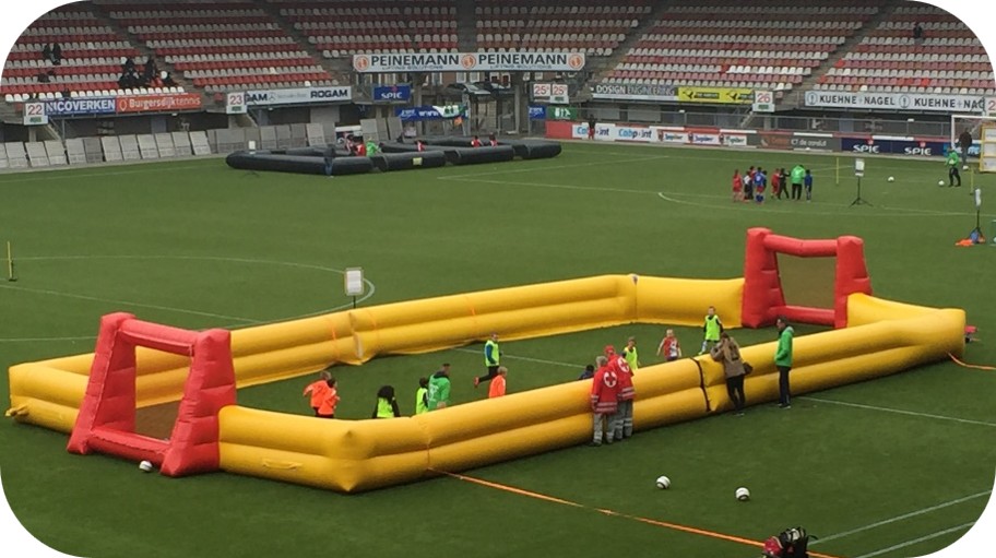 Partij in Opblaasbaar Veld