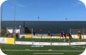 Trefbal Arena boardingveld